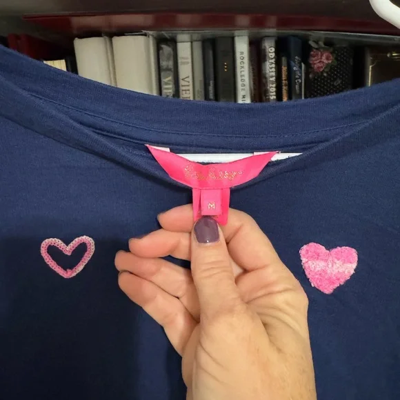 Lilly Pulitzer heart sweatshirt - Picture 3 of 3